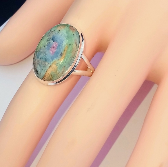 Ruby in Fuchsite Ring - Picture 3 of 9